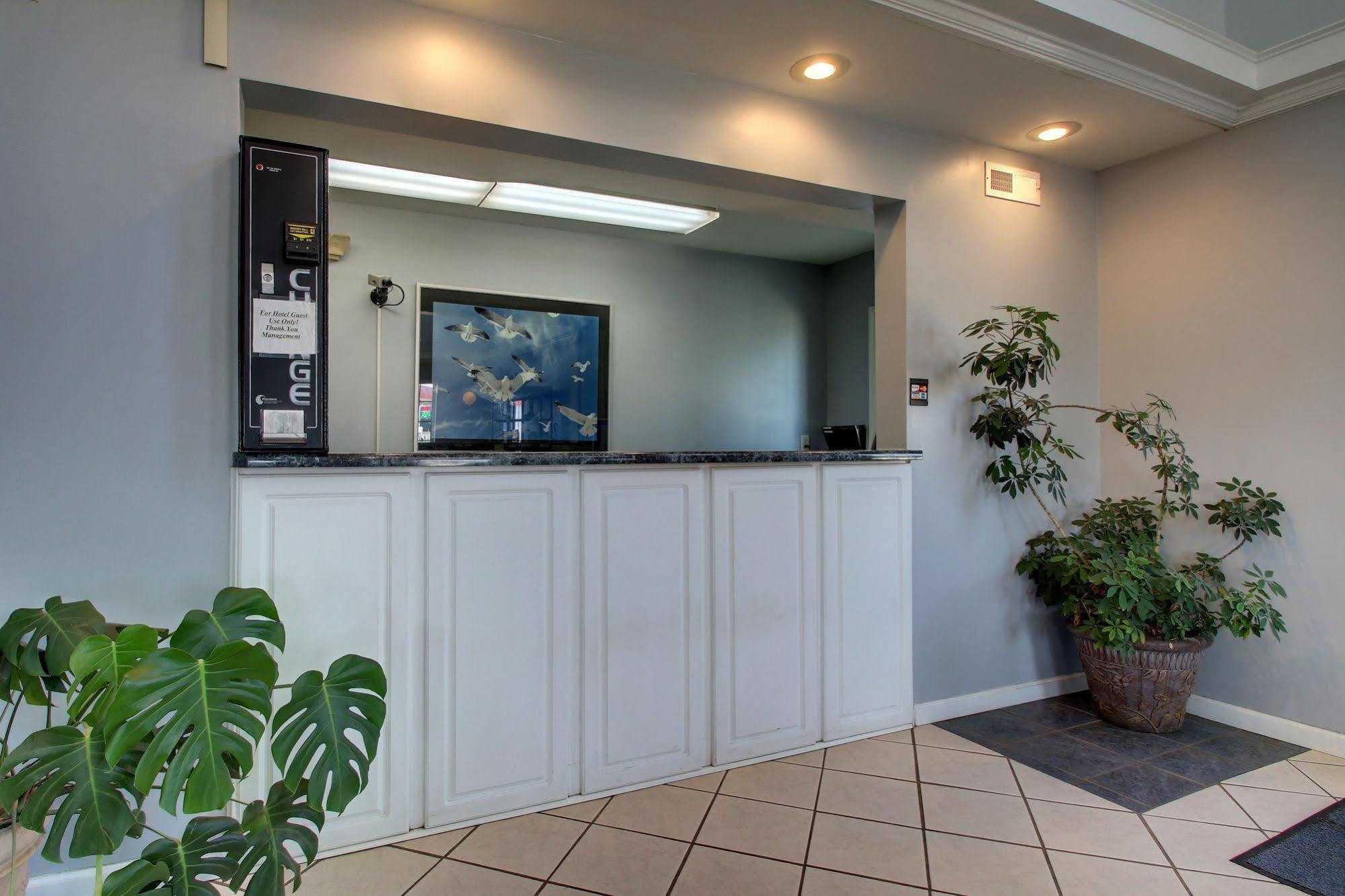 Key West Inn - Childersburg Extérieur photo