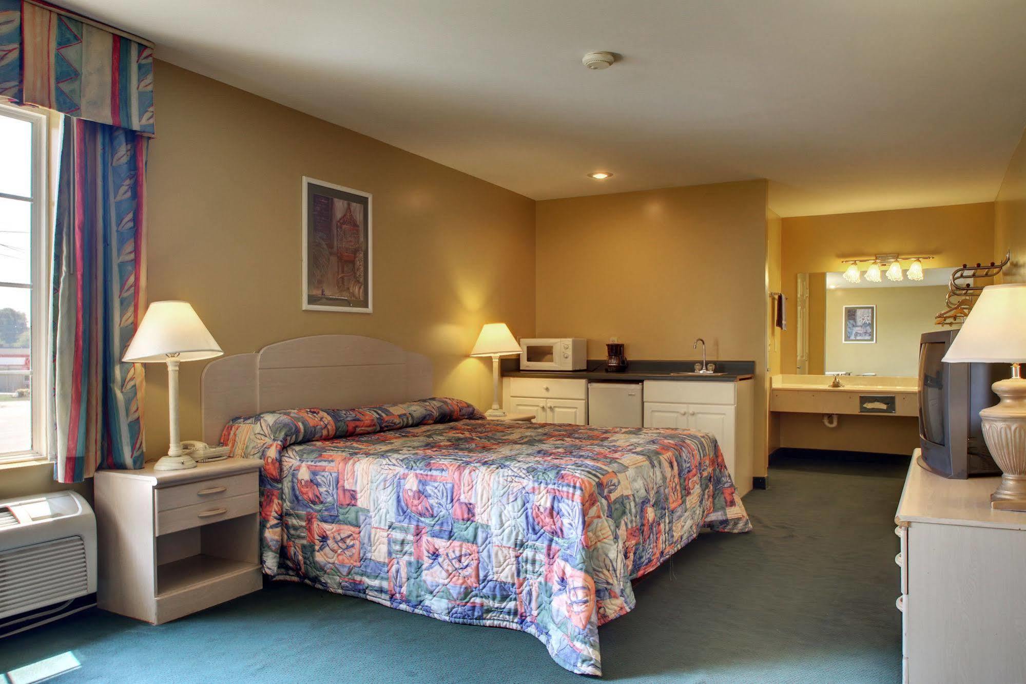 Key West Inn - Childersburg Extérieur photo